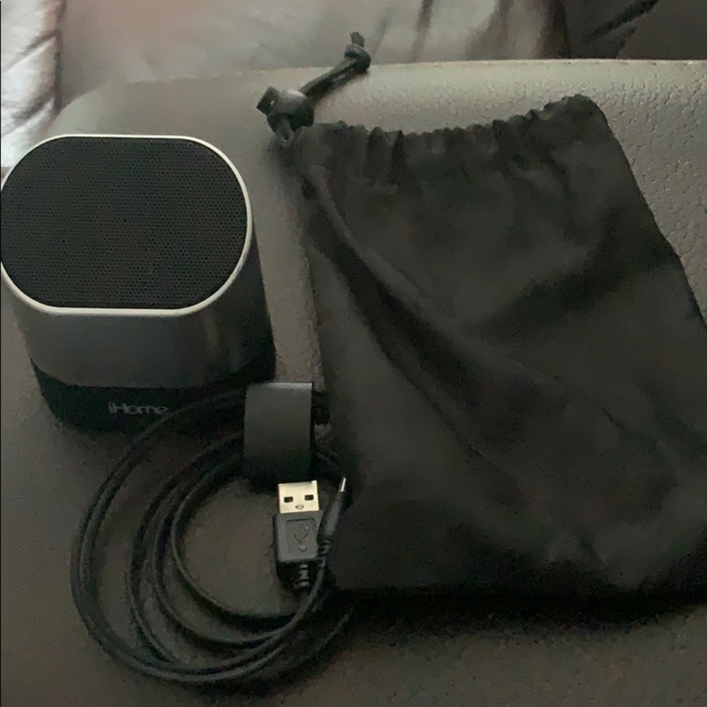 Bluetooth speaker
